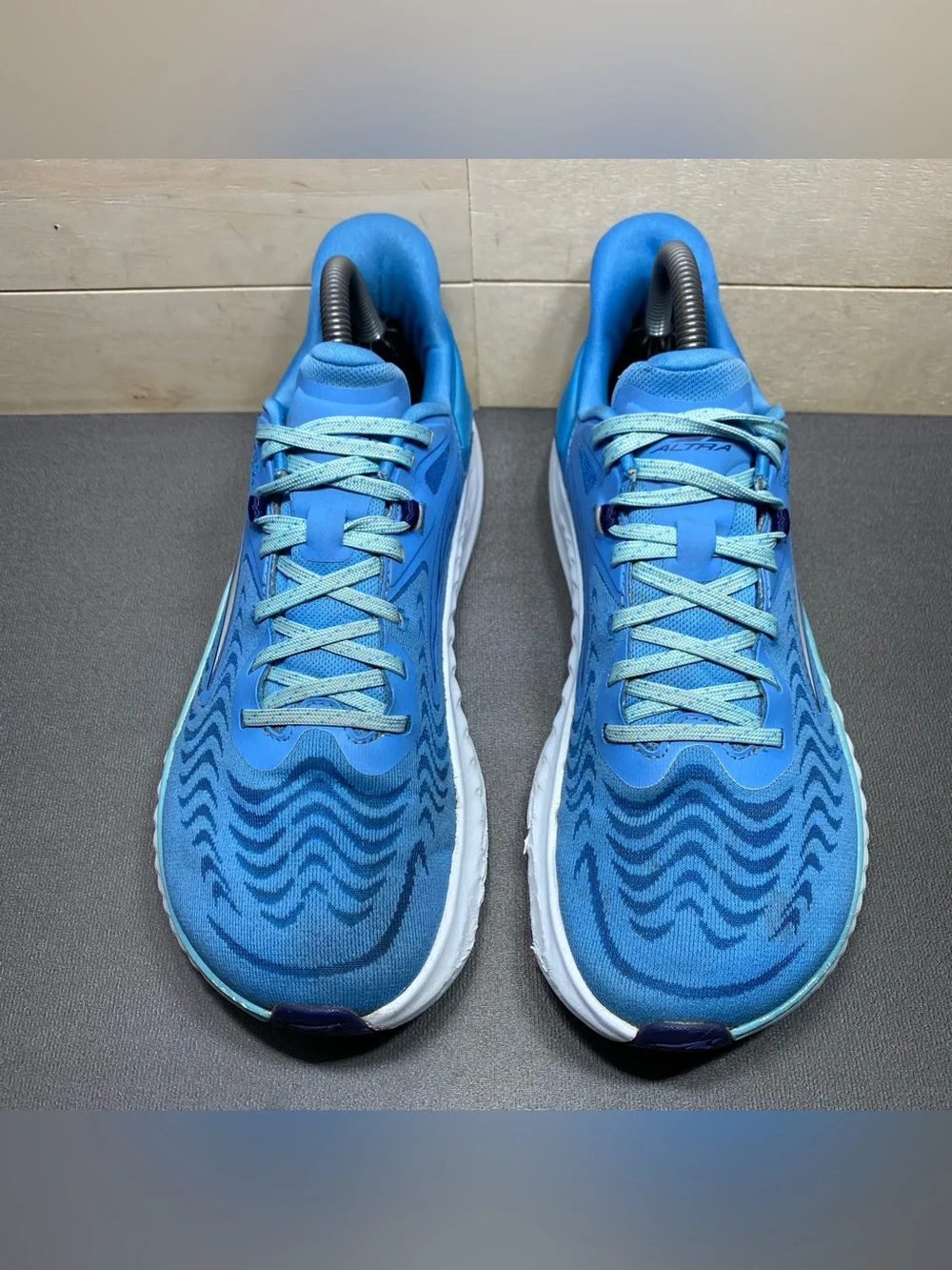 Altra Torin 7 Blue White Women's Size 8 Running Shoes Sneakers EgoMax